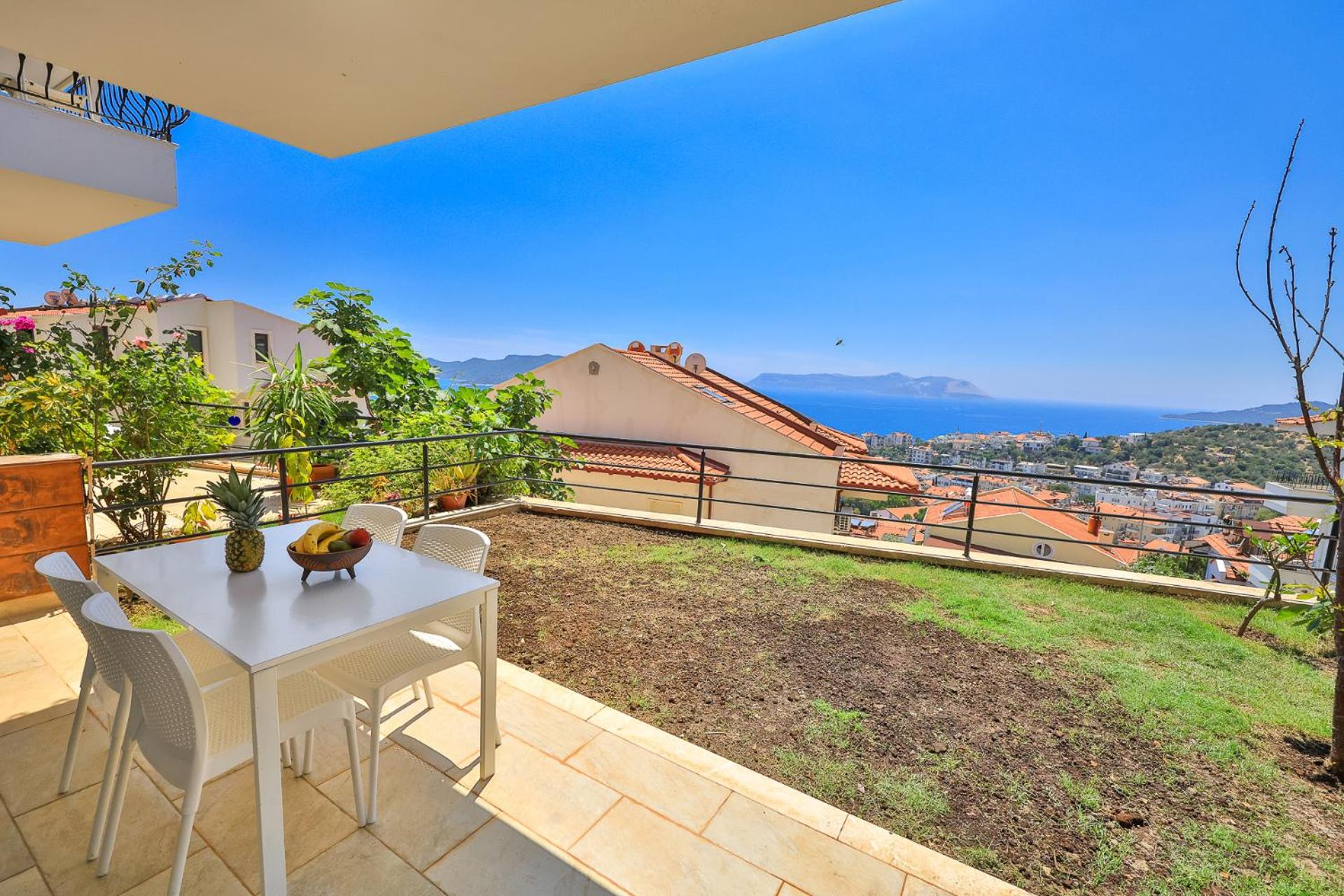 Apollo Apart - Image 32