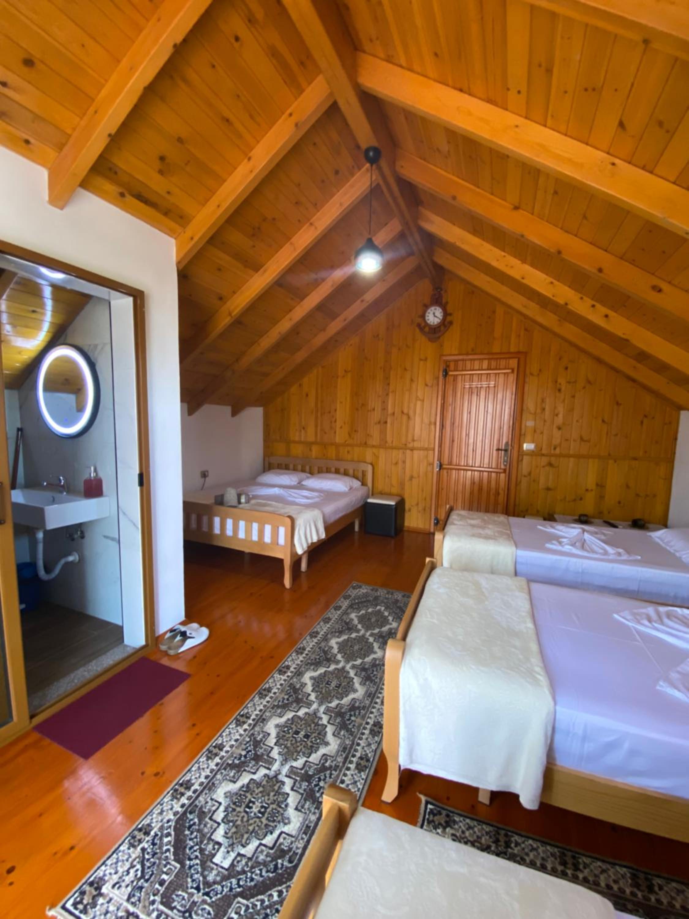 Bixhaku GuestHouse