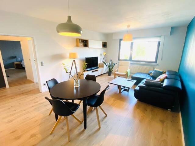 New Large 1 bedroom flat in Center with Parking - 64