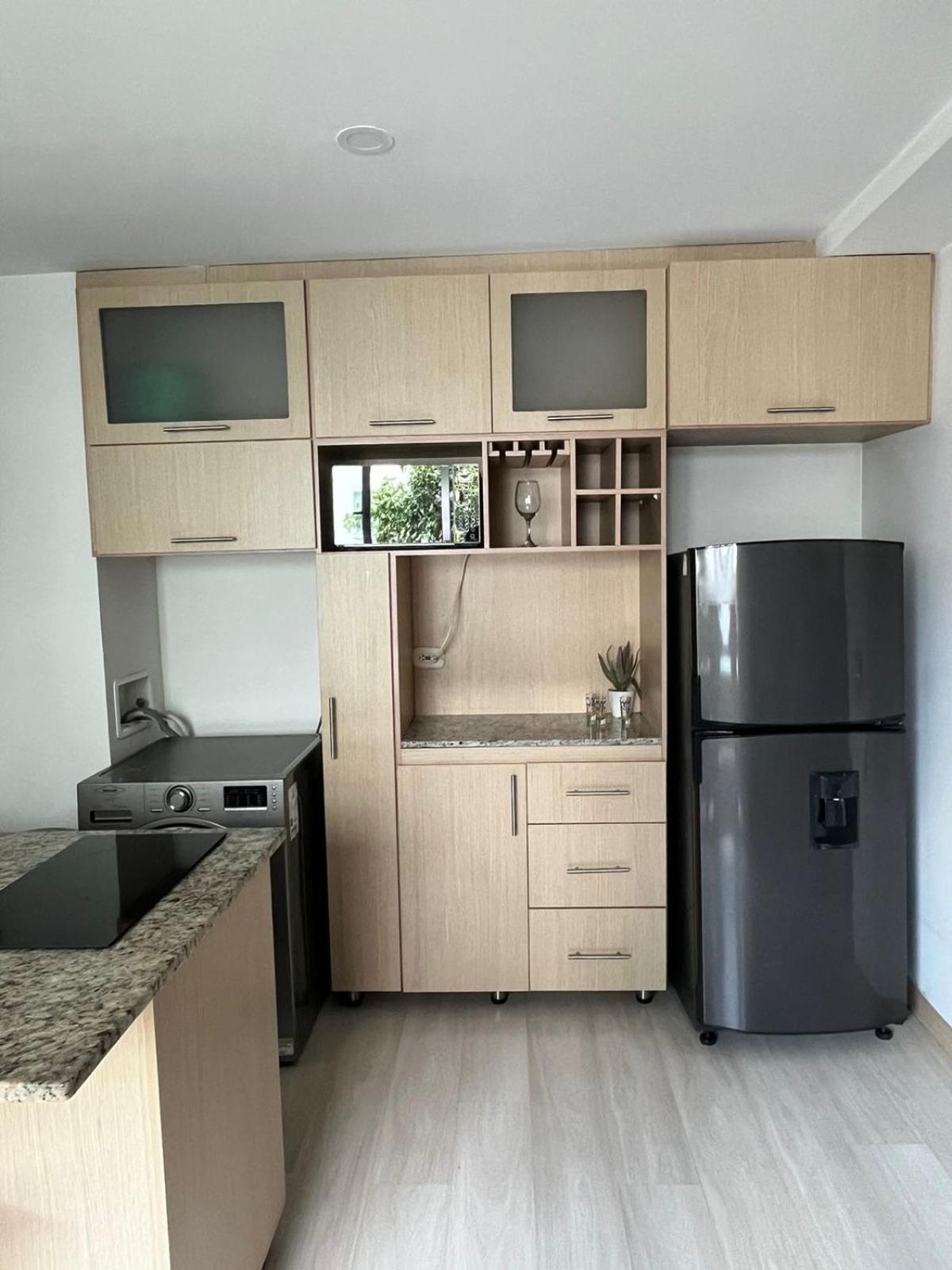 Centrally Located Amazing Apartment In LAURELES