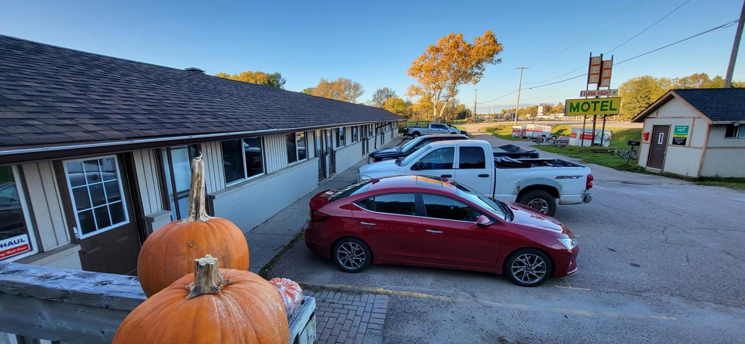 Happyland Inn