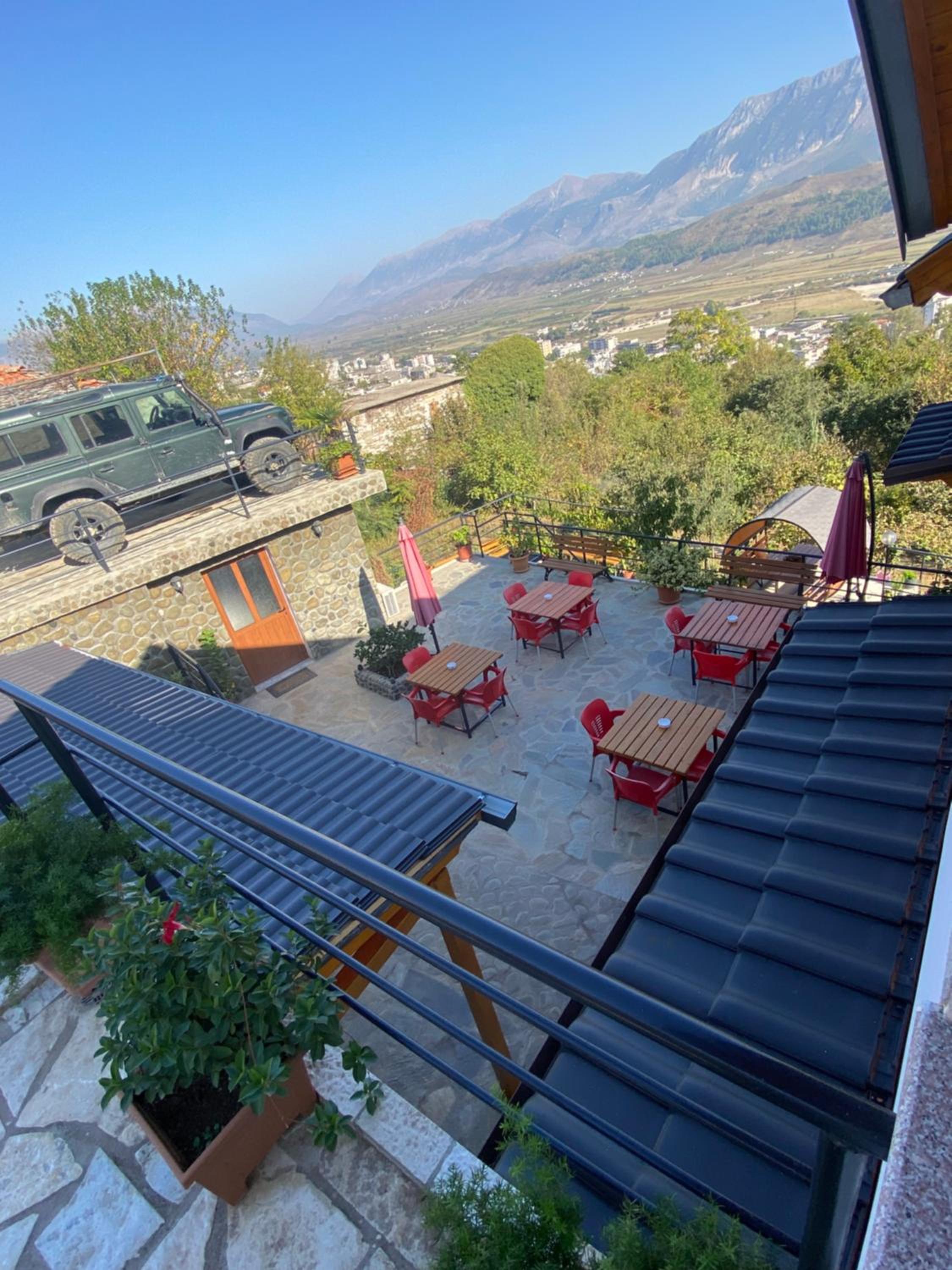 Bixhaku GuestHouse