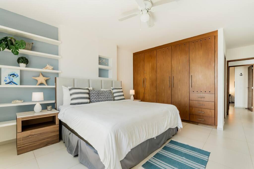 ☆BLUE NEST- Beachfront apartment by CASA PARAISO☆