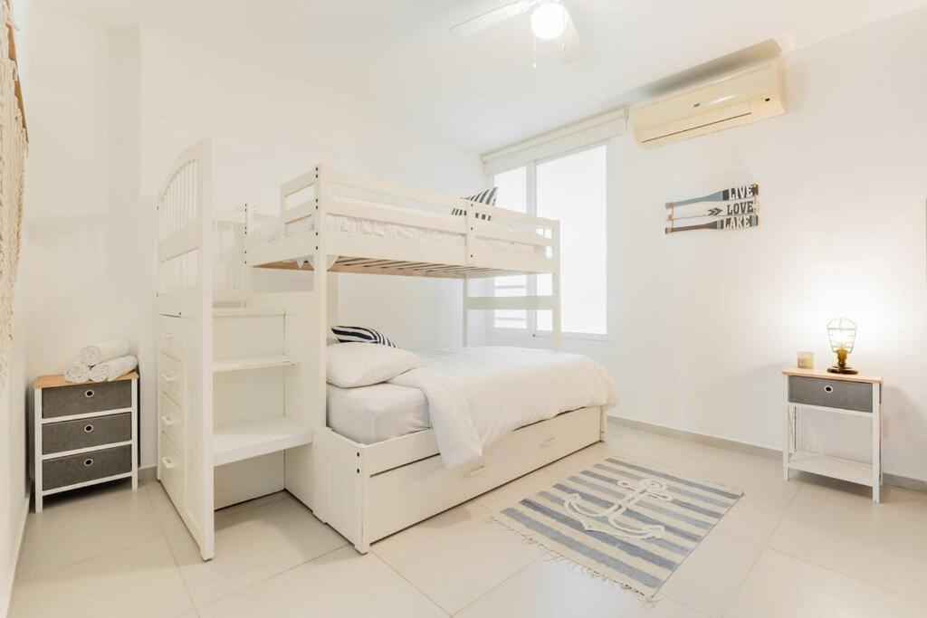 ☆BLUE NEST- Beachfront apartment by CASA PARAISO☆