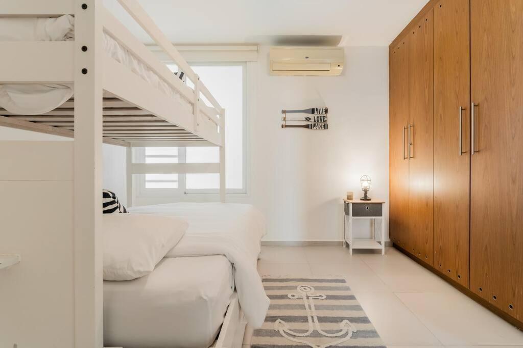 ☆BLUE NEST- Beachfront apartment by CASA PARAISO☆