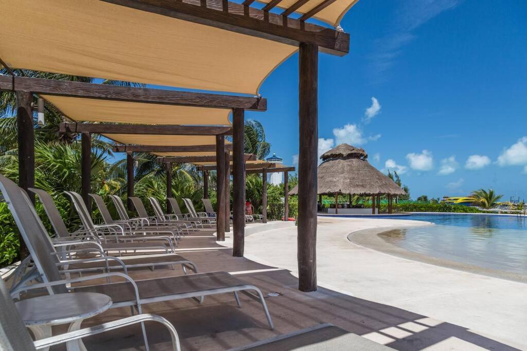 ☆BLUE NEST- Beachfront apartment by CASA PARAISO☆