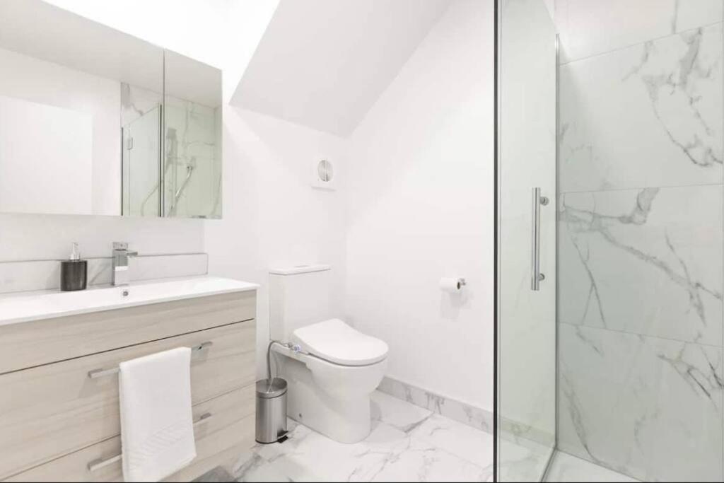 CBD with Style and Luxury - Free Parking