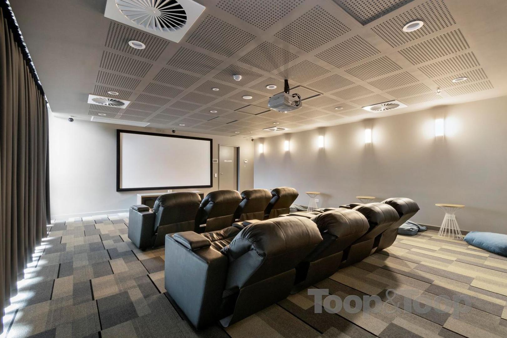 Adelaide City Oasis: Parking, Pool, Gym, Cinema, Inc.