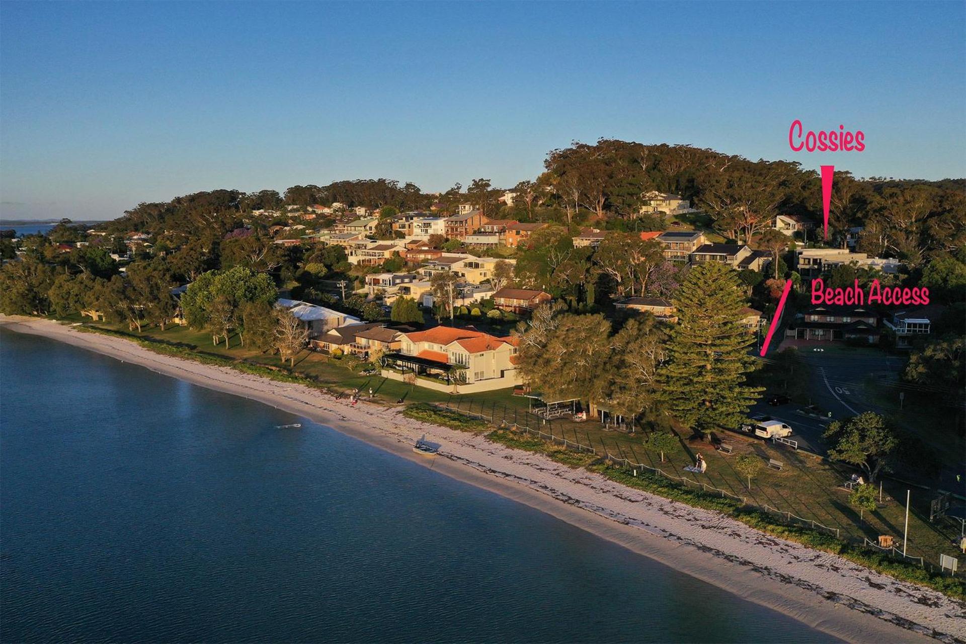Cossies at Corlette Stunning views & Beach access