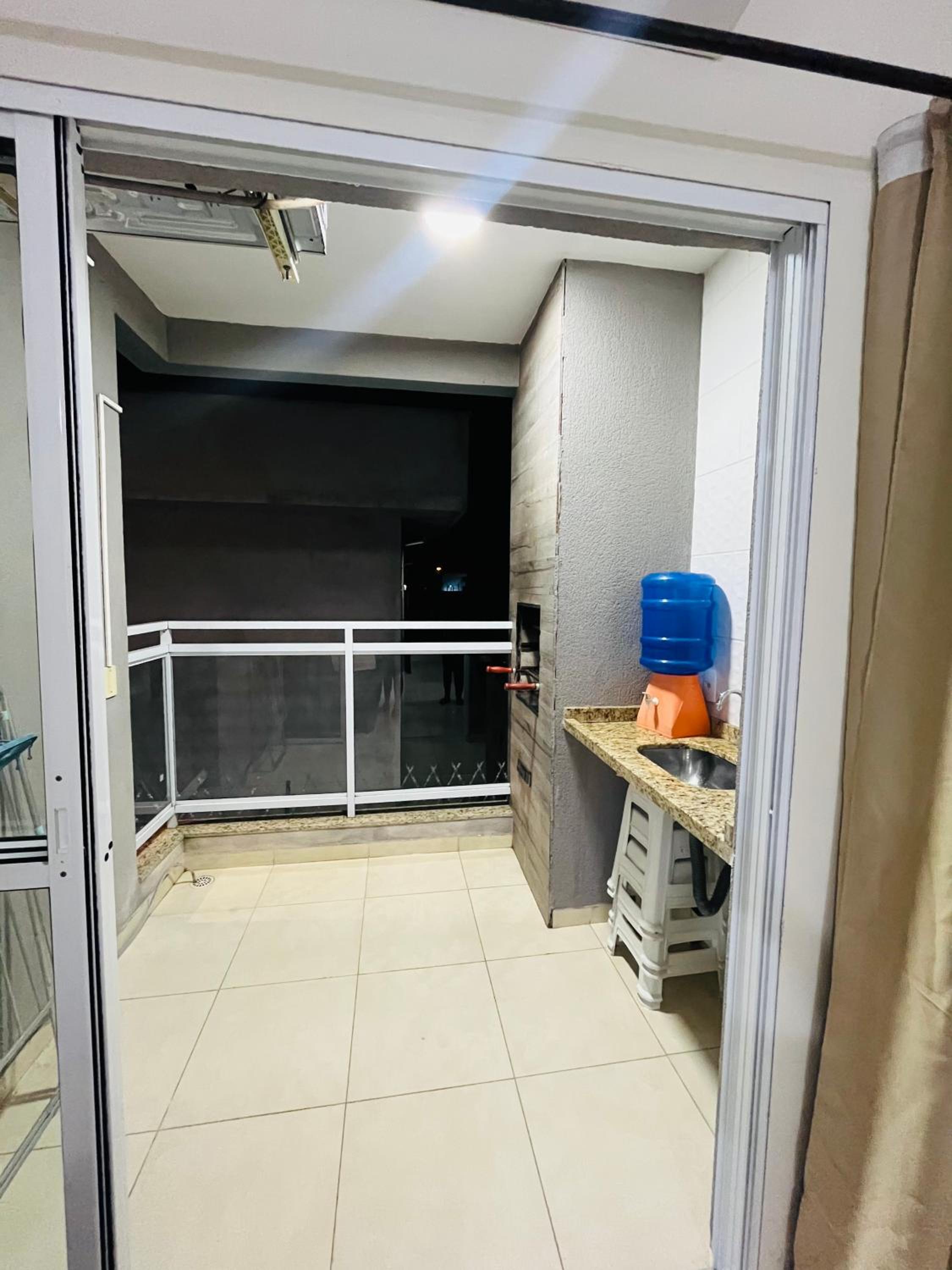Apartamento com churrasqueira praia Maranduba Ubatuba