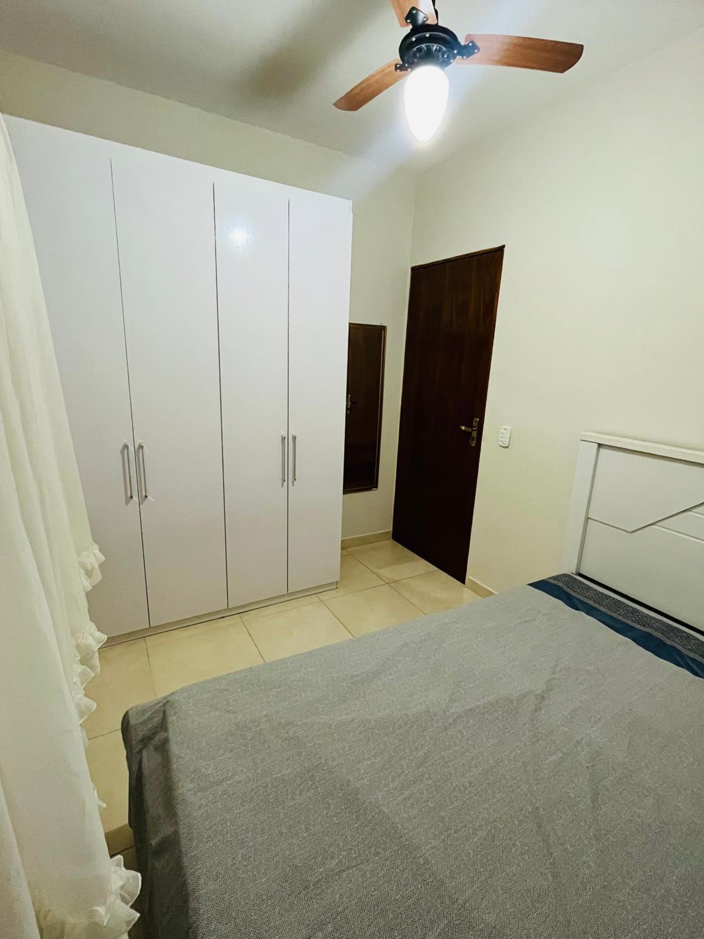 Apartamento com churrasqueira praia Maranduba Ubatuba