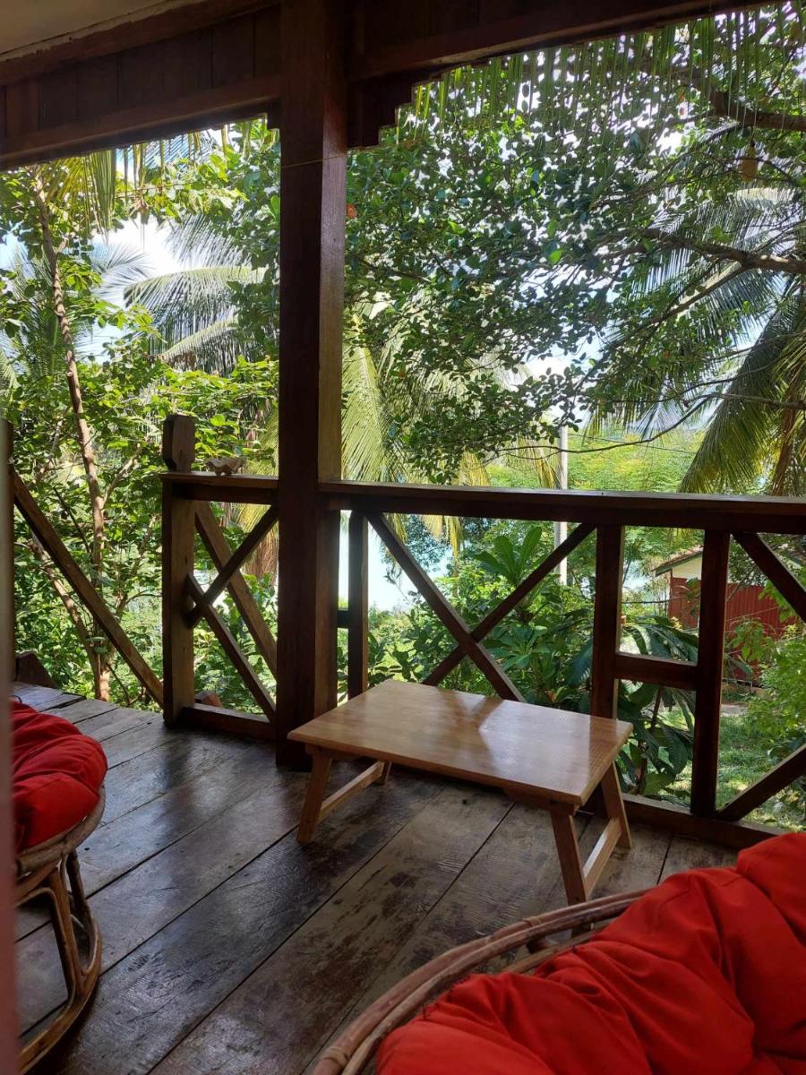balcony
