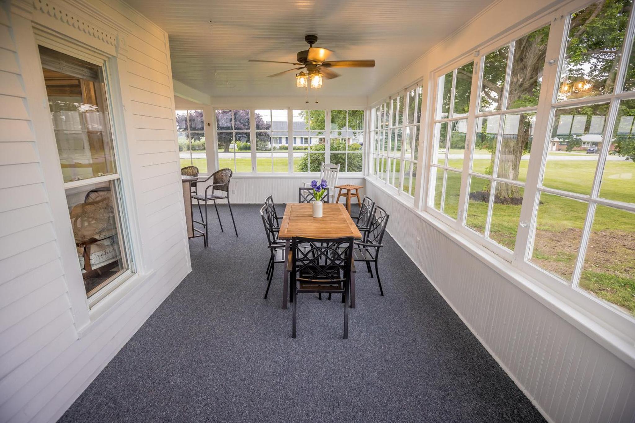 Lakeside Vineyard Farmhouse view 5