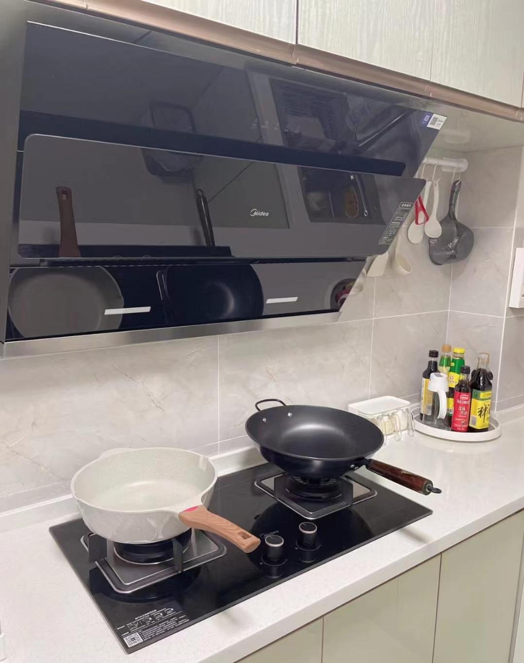 Edinburgh Hostel - Coffee bar - Western breakfast -Travel expert -Good location-English reception-Ticket service-Tourism planing-Laundry-Camara-Drone gopro