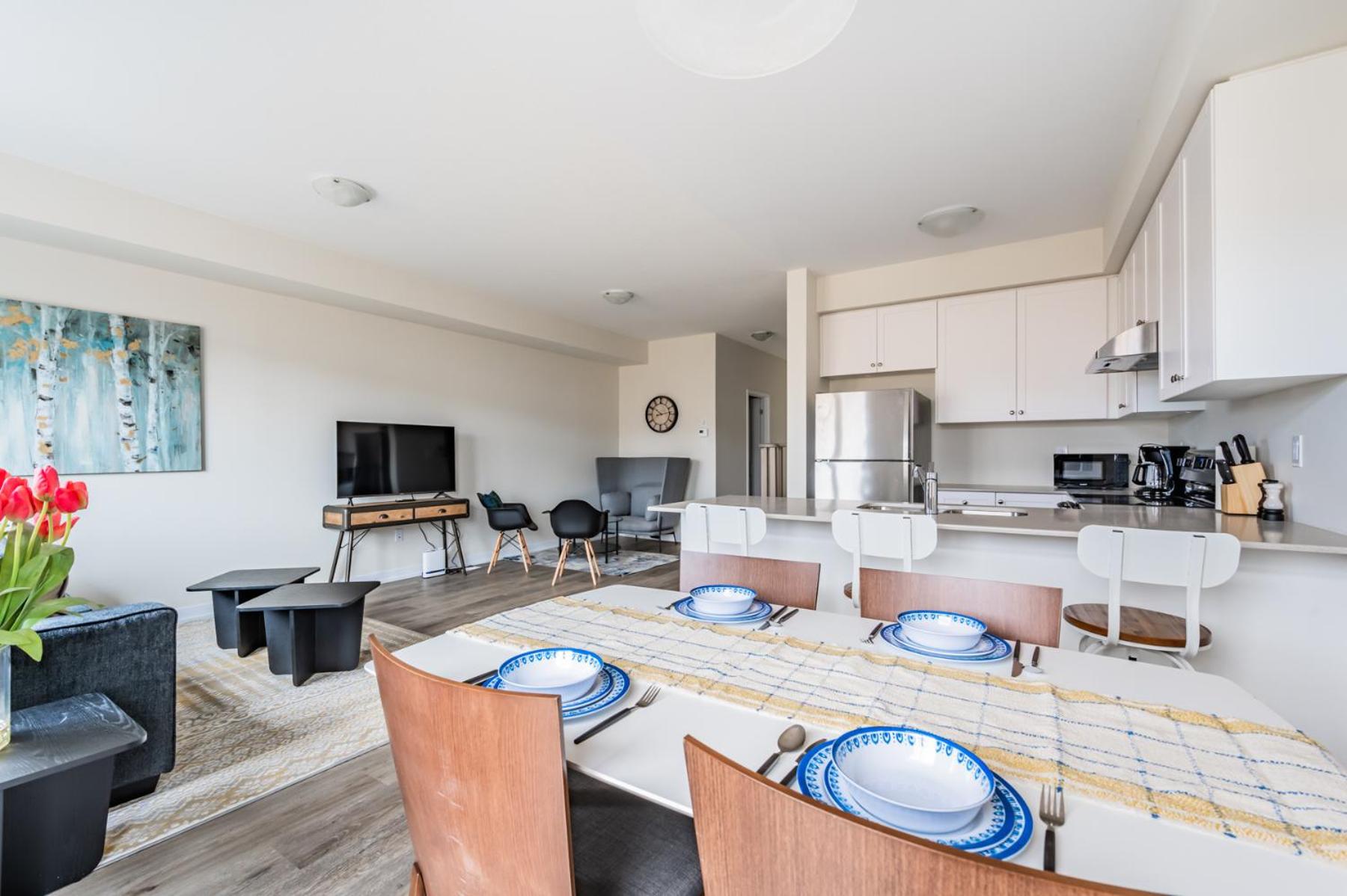 Luxury Town close to Fairview Casino in Niagra Falls