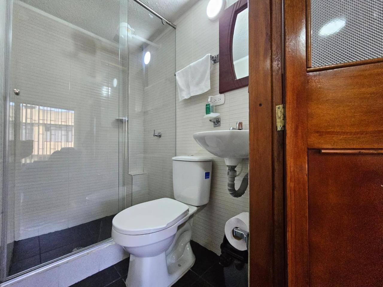 Aparta estudio de la panamericana