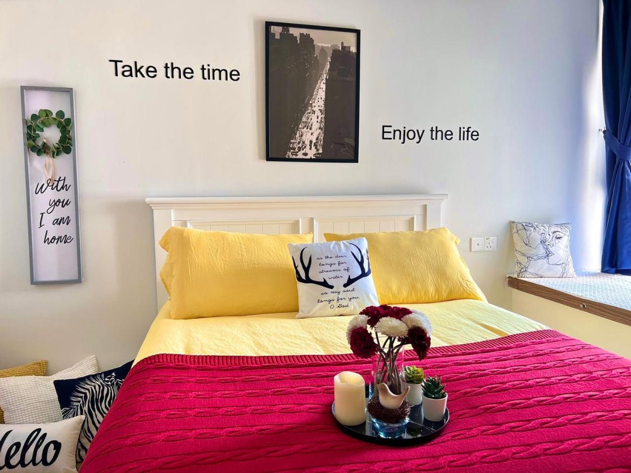 Danga Bay 2BR Cozy ZonewSeaView by Our Stay