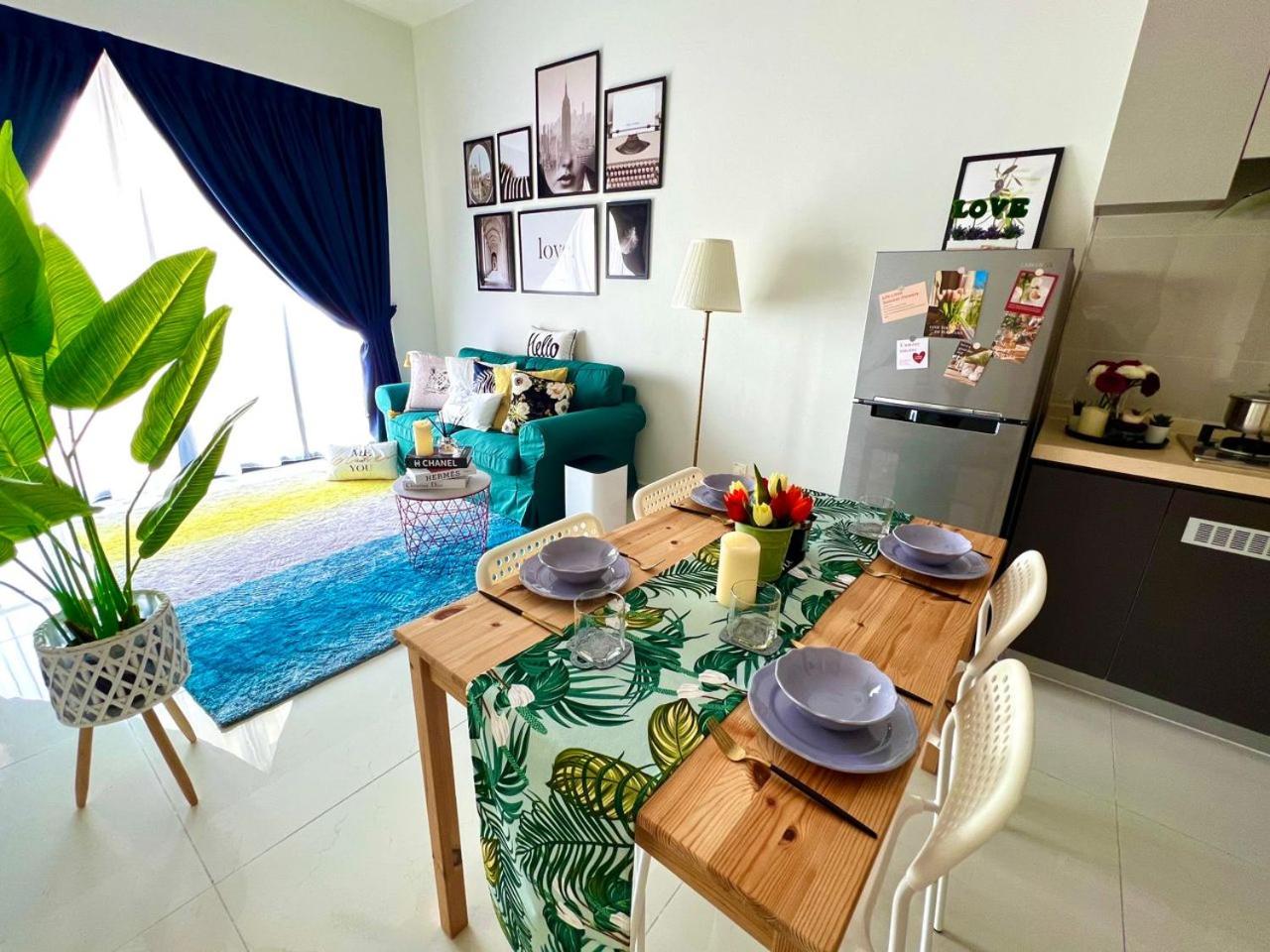 Danga Bay 2BR Cozy ZonewSeaView by Our Stay