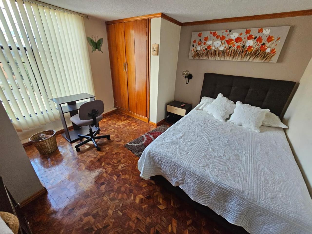 Aparta estudio de la panamericana