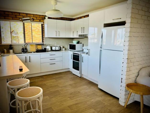 Barooga1- Mooloolaba Canal Front Apartment
