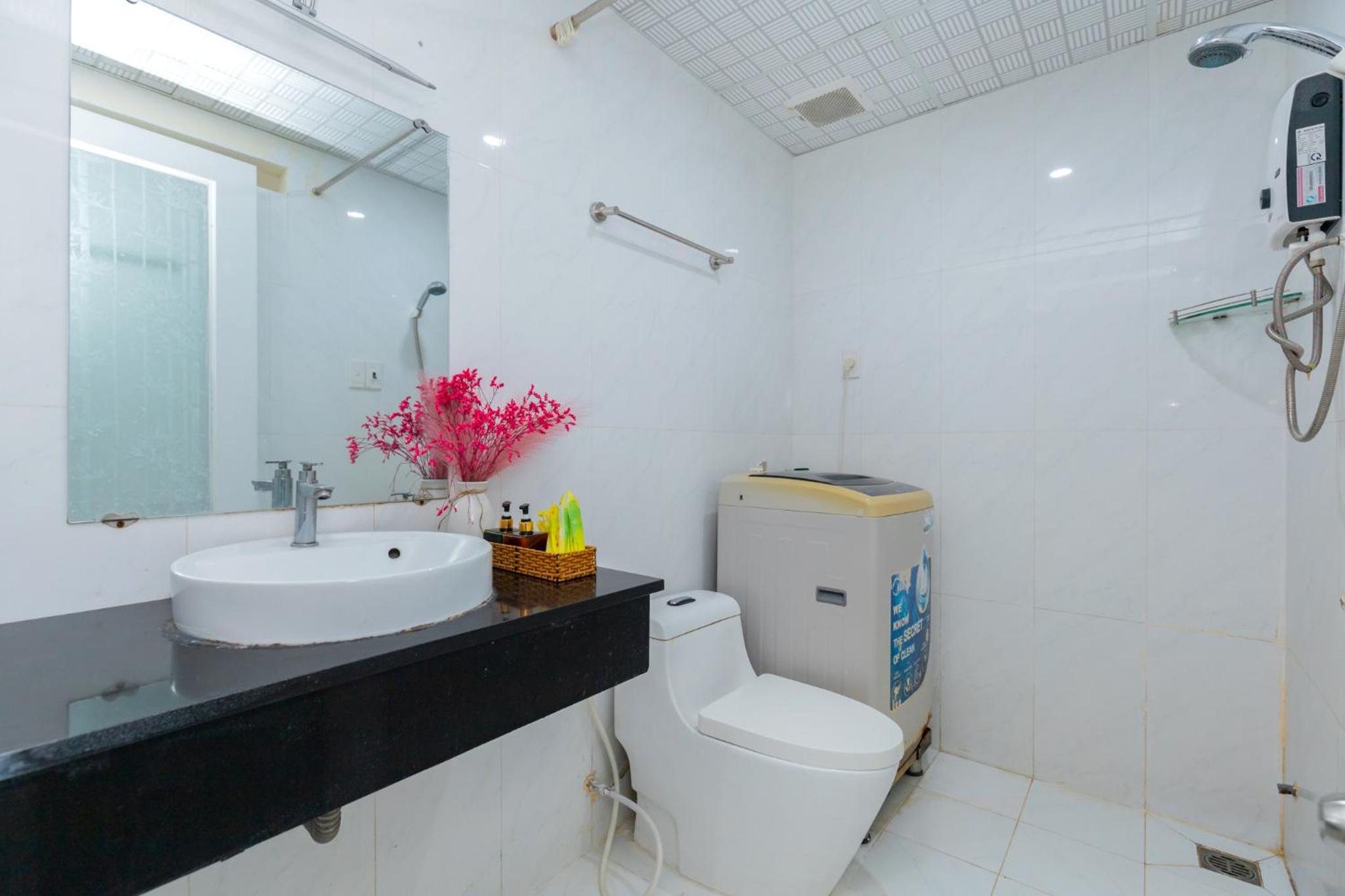 Căn Hộ 2 Phòng Ngủ Hướng Thành Phố Oasky Apartment - Hằng Homestay view 4