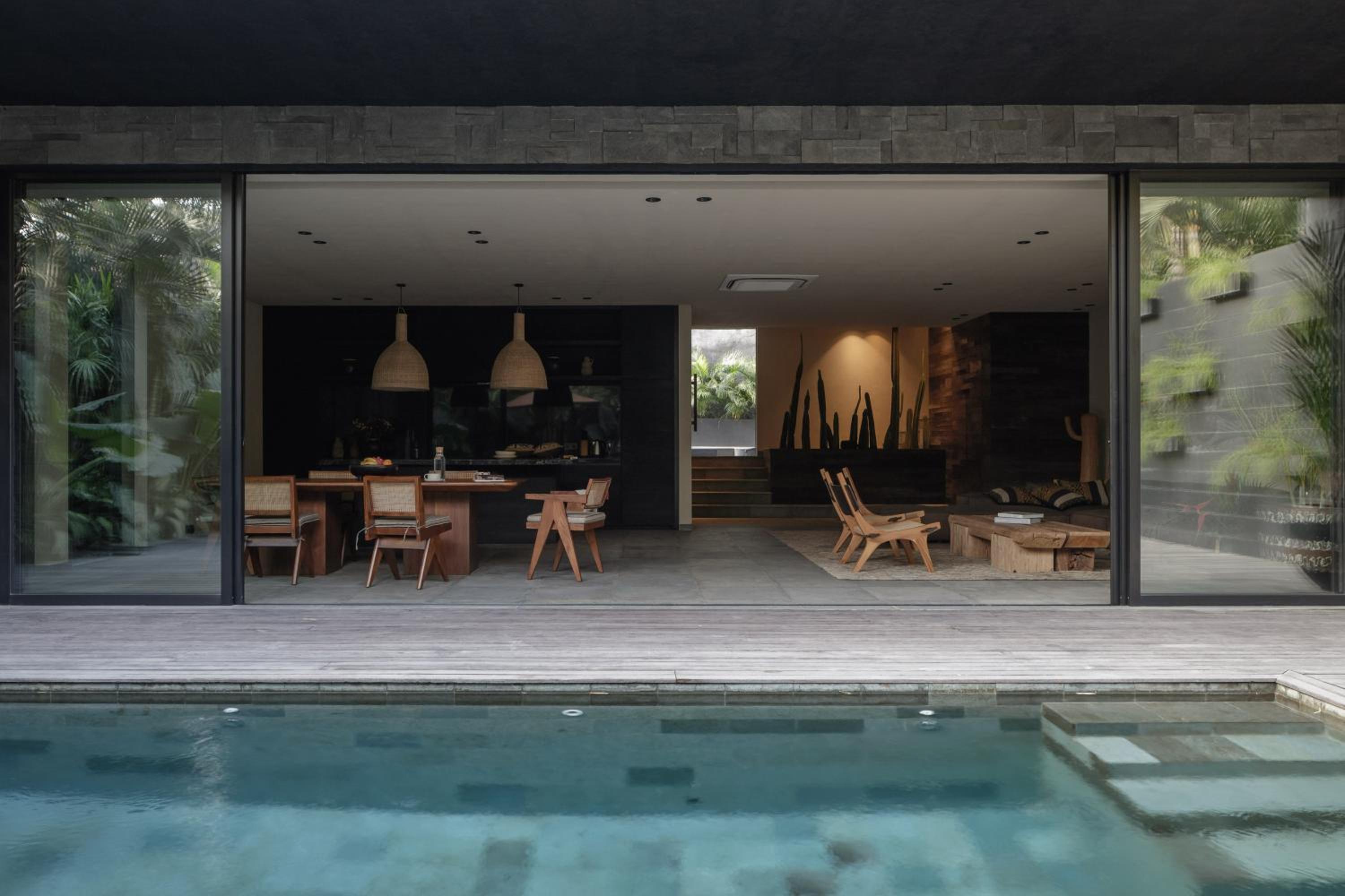 Black Villas Canggu Beach by OXO view 5