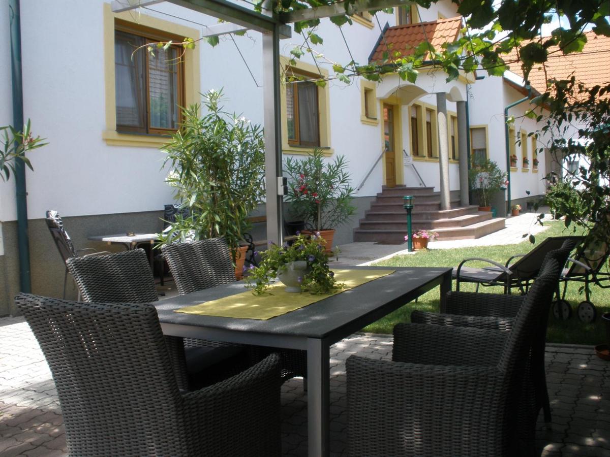 NATIONALPARKHOF GARTNER Weingut-Gästehaus