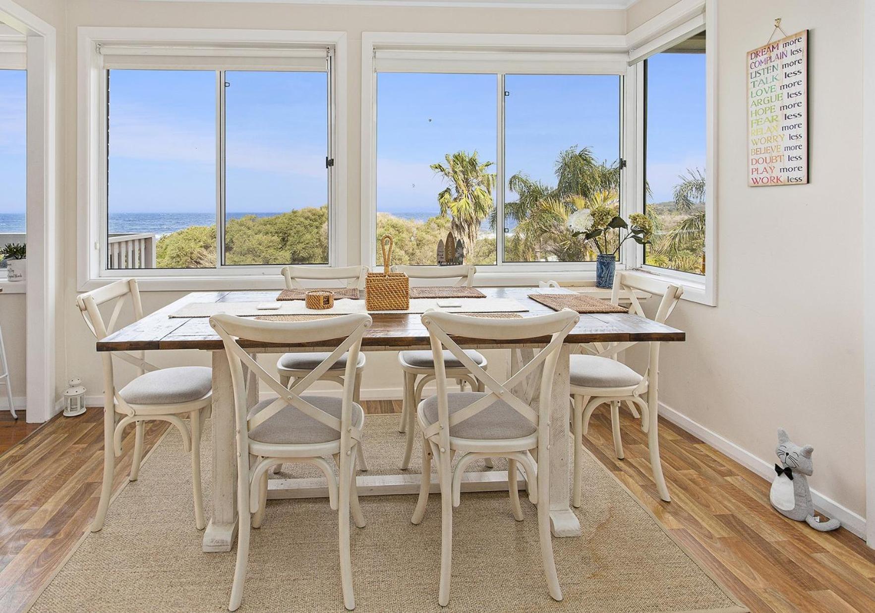 Escape to Jones Beach Kiama - Beachfront unit with direct beach access & views