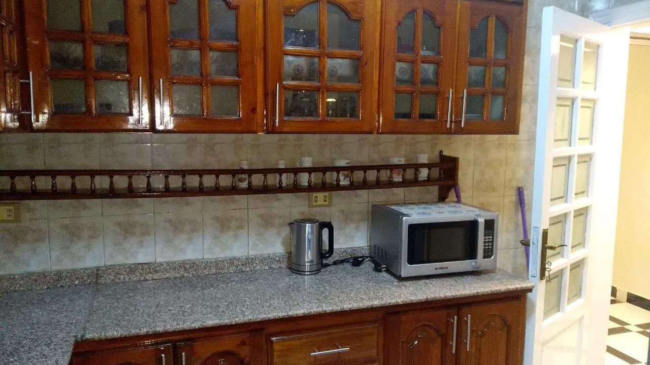 شقة مكرم عبيد للعائلات فقط 21 families only