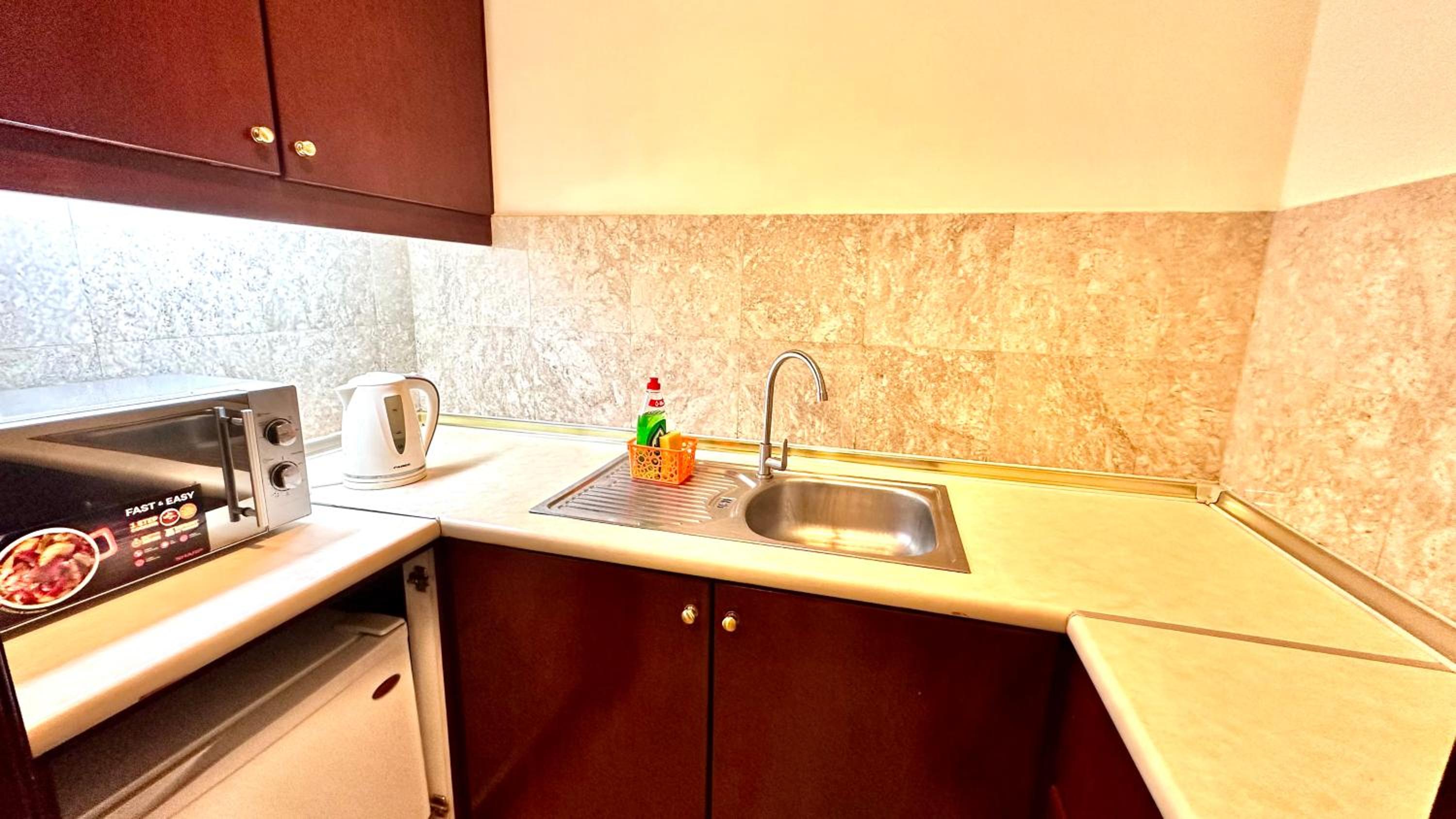 Rihanna service suite at times square