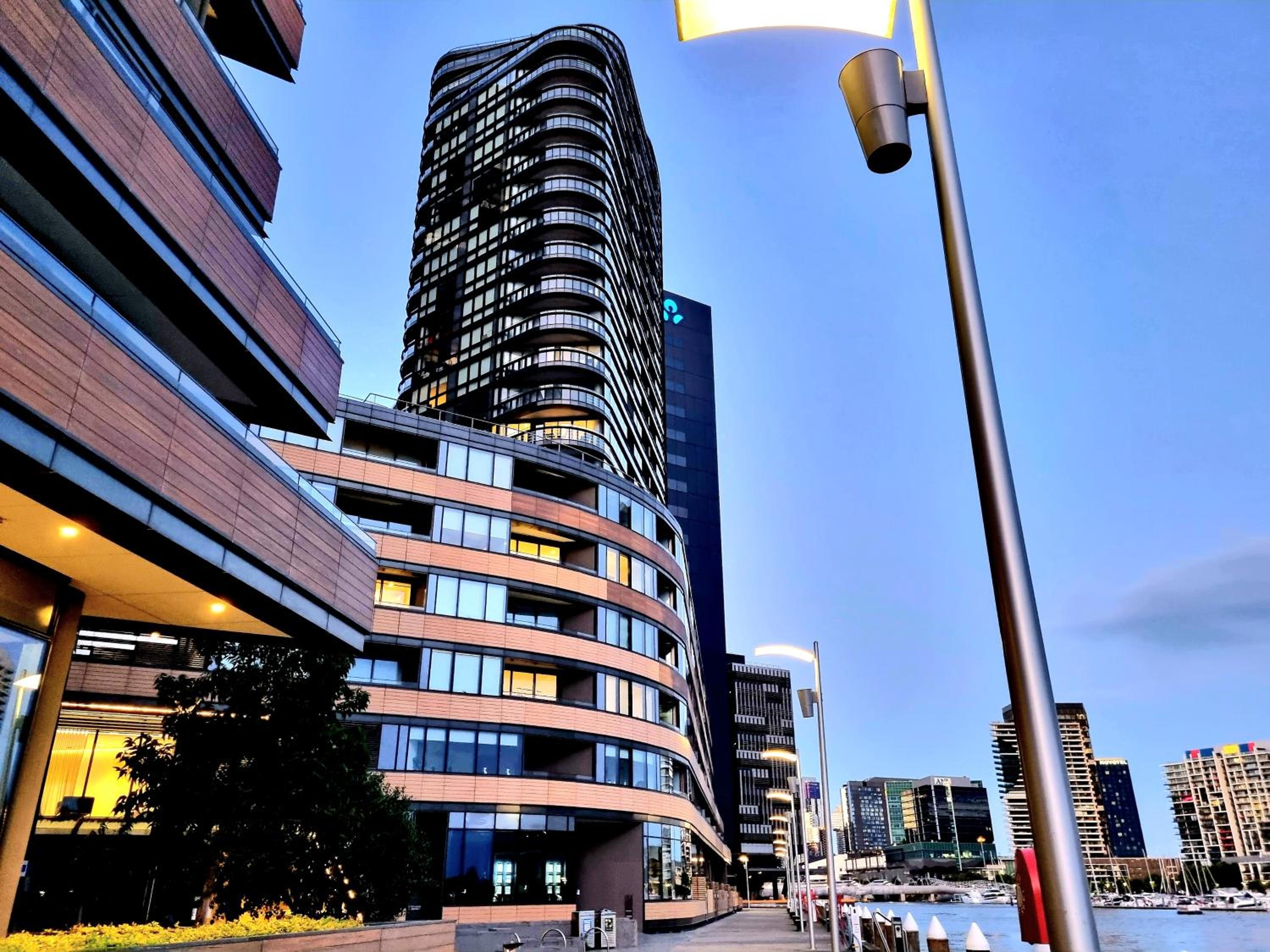 Melbourne Docklands Riverside Views