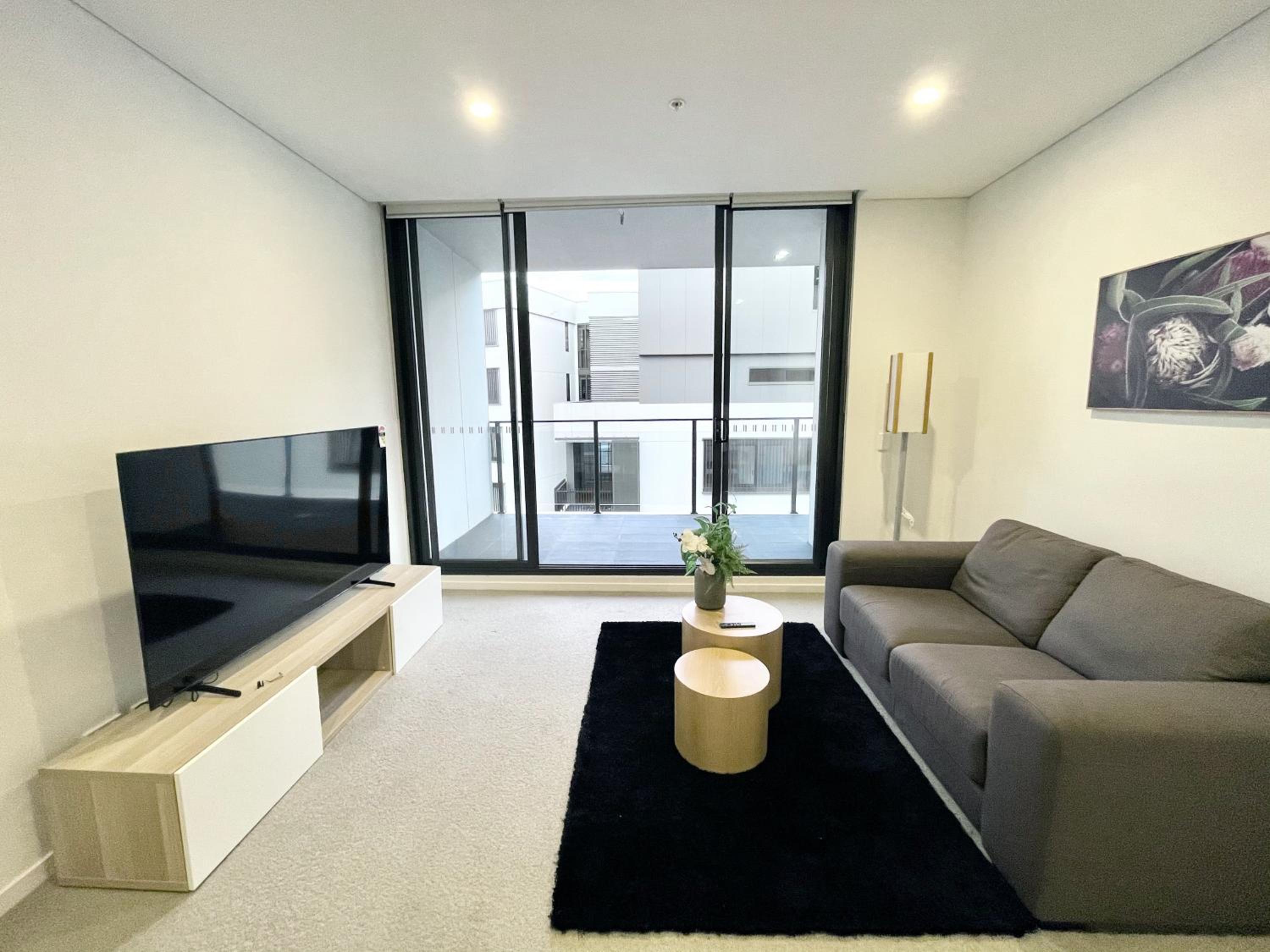Spacious1 BR@waterfront Olympic Park_free carpark