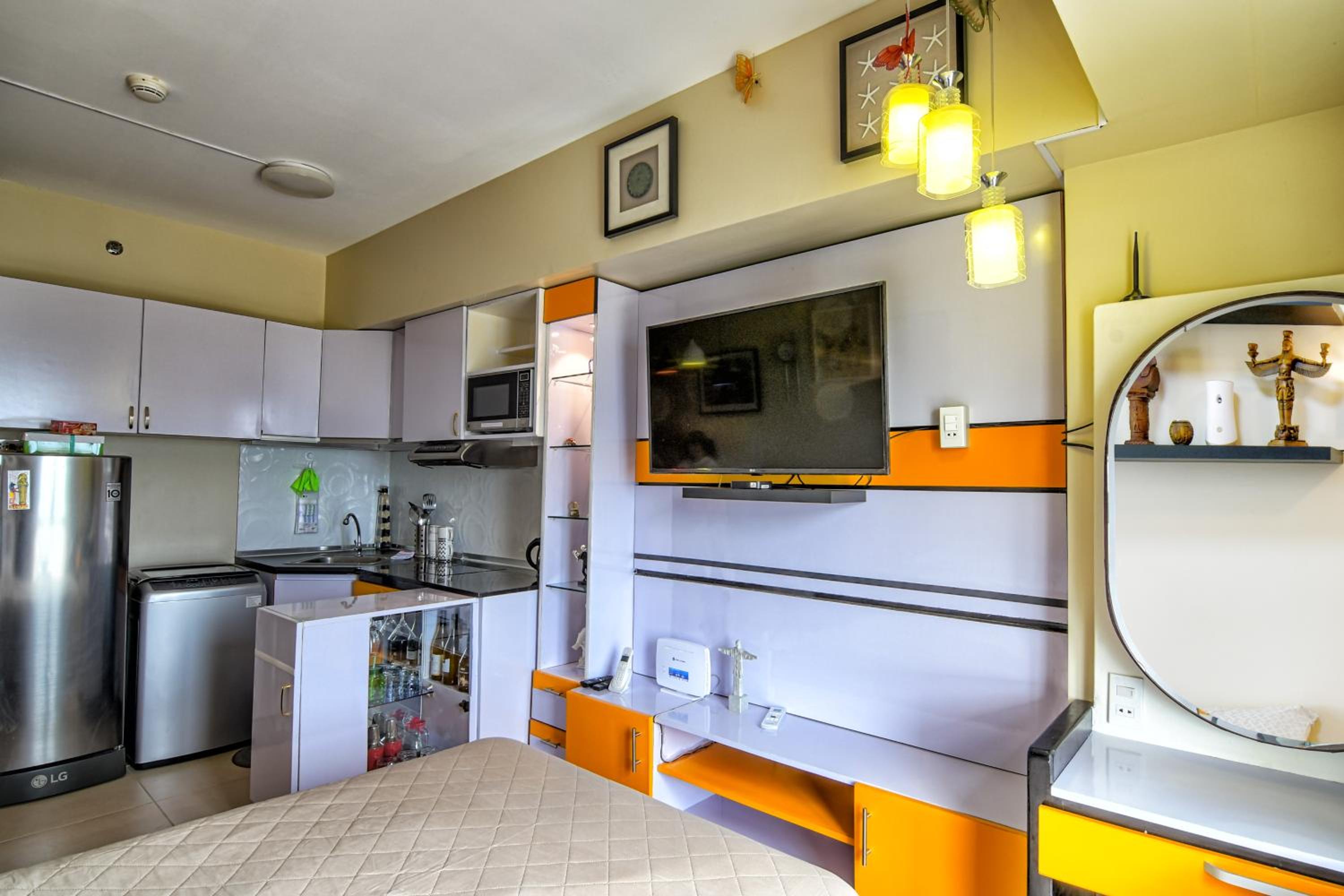Condo Unit at IT Park view 5