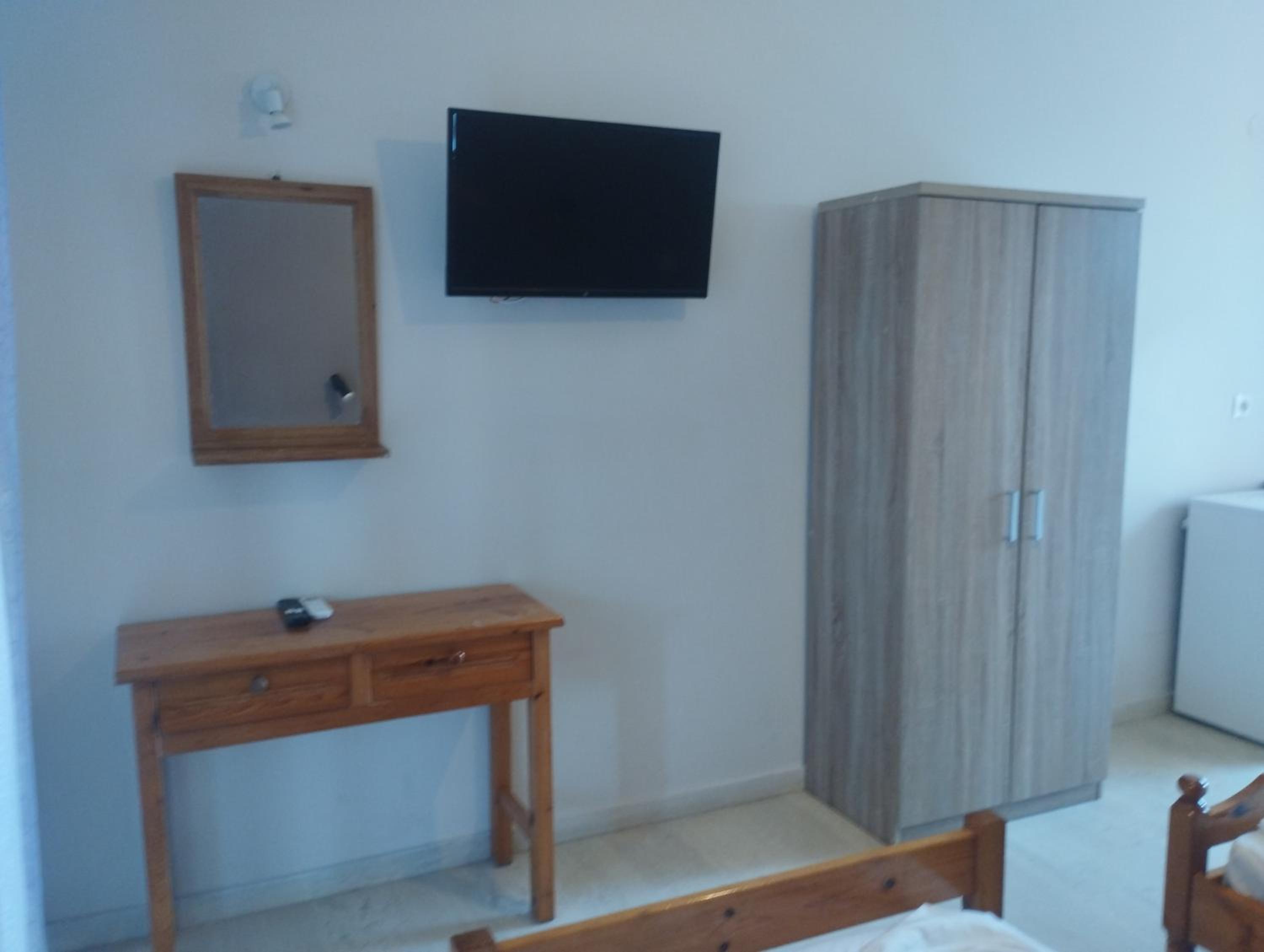 Panos Apartments