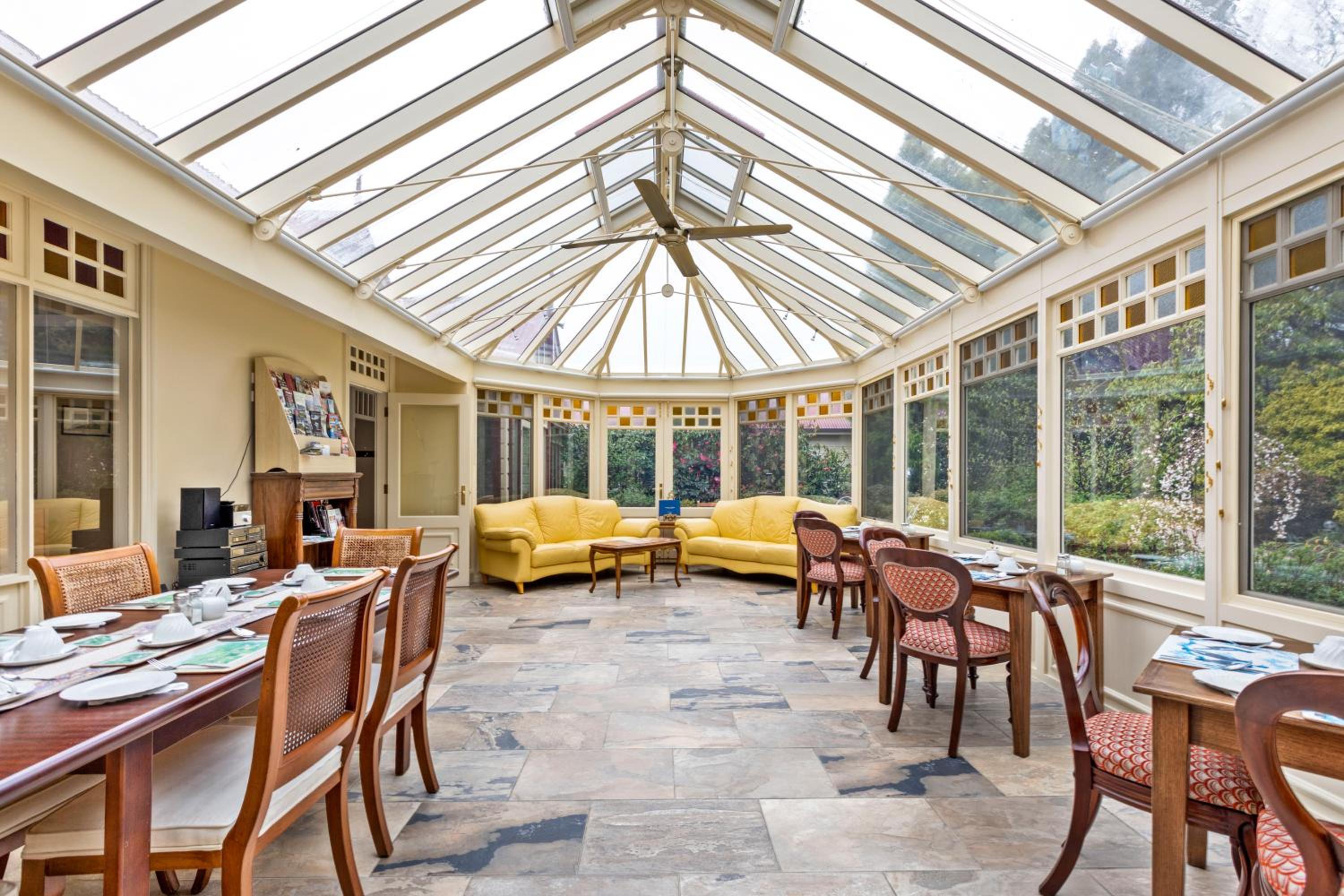 Bethany Manor Bed & Breakfast