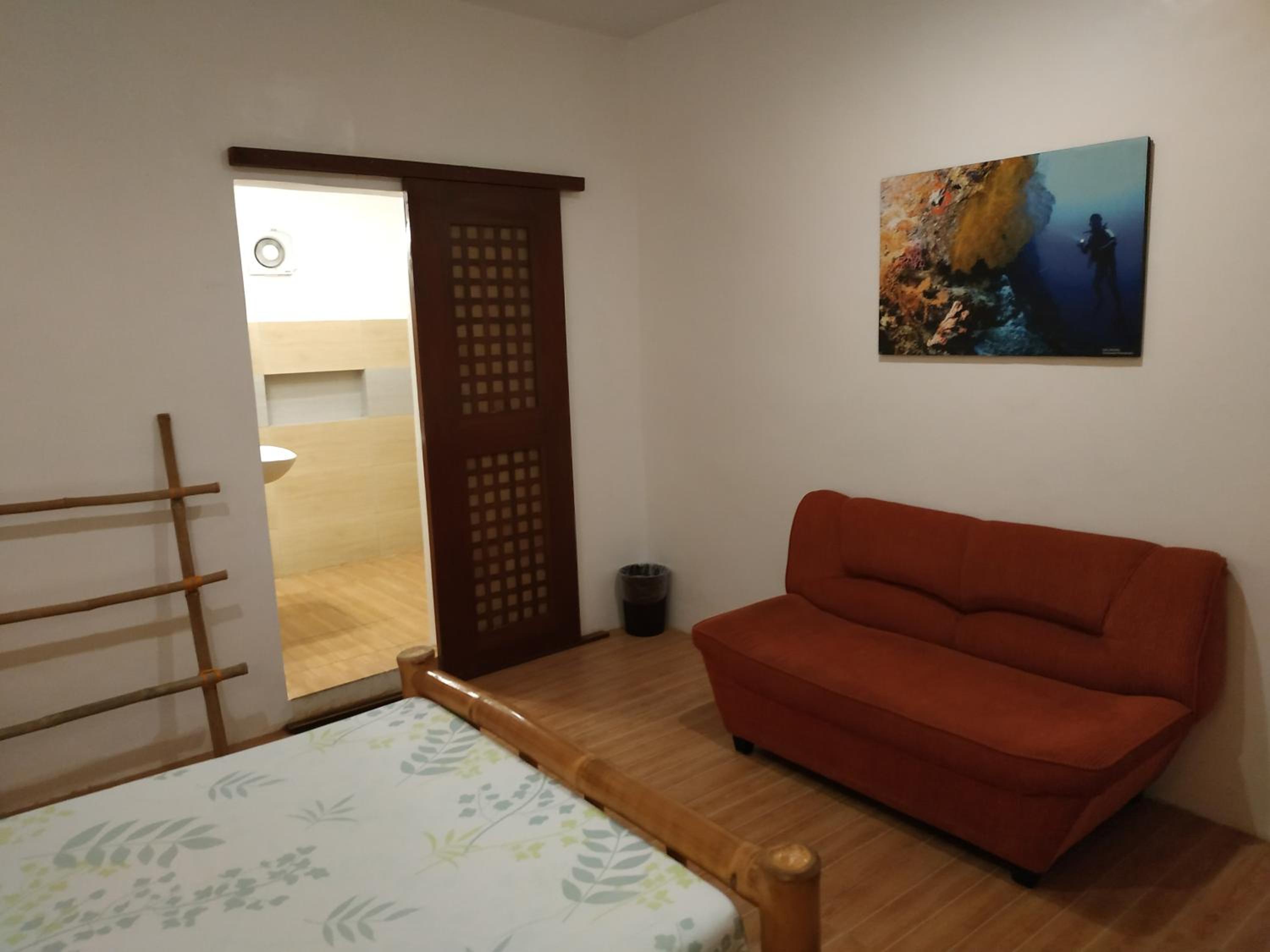 Photo 28