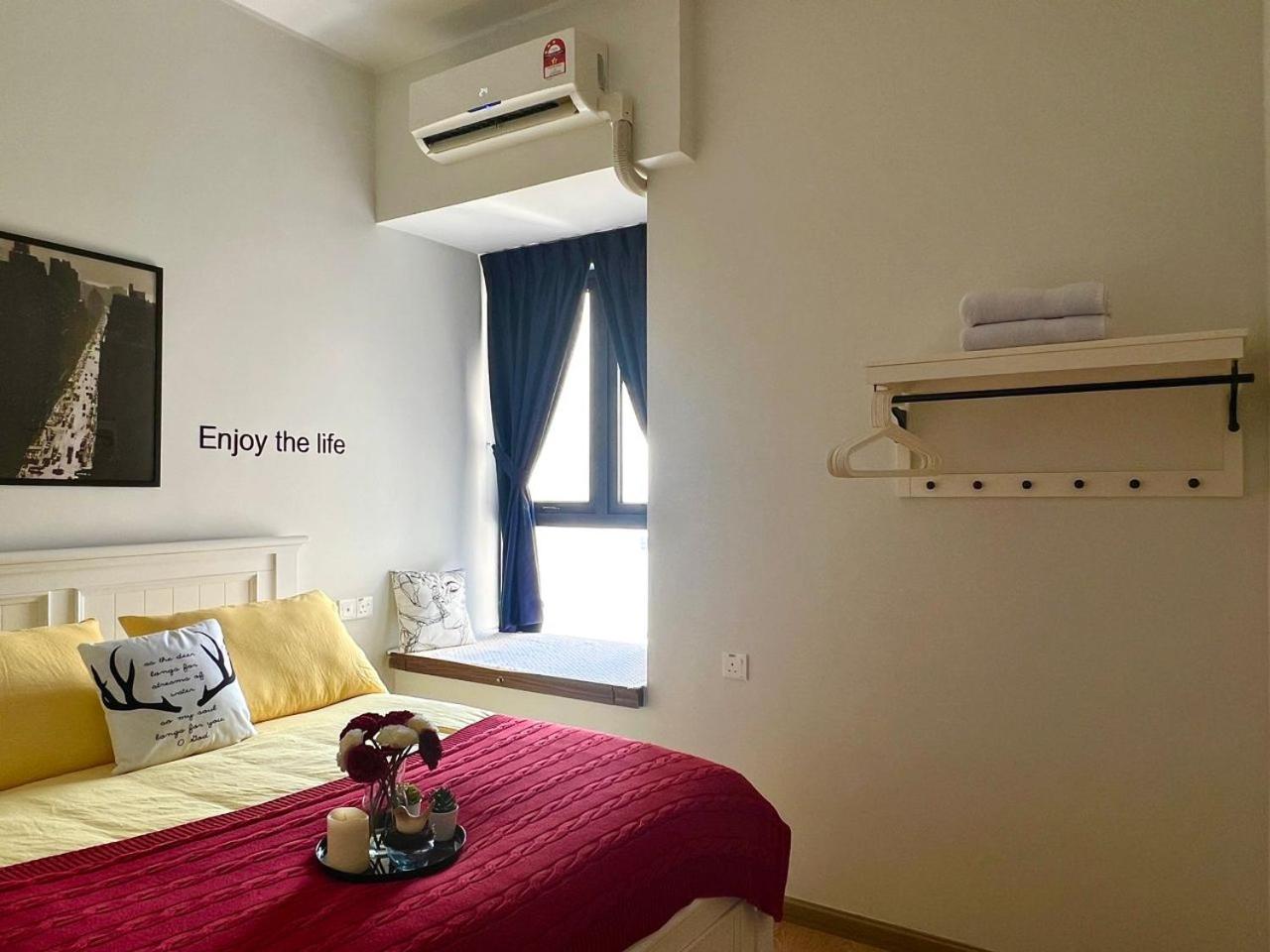 Danga Bay 2BR Cozy ZonewSeaView by Our Stay