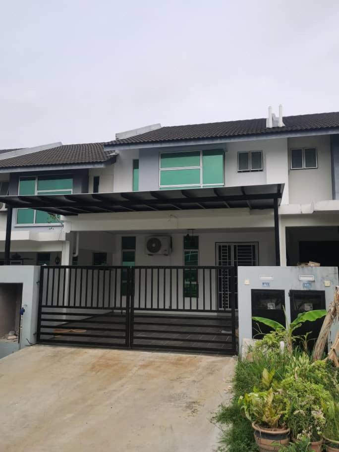 Muaz Homestay Bangi Avenue photo 5