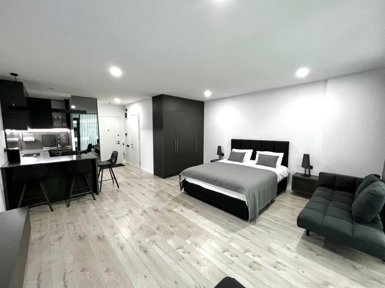 Premium apartments by the sea, Batumi View view 2