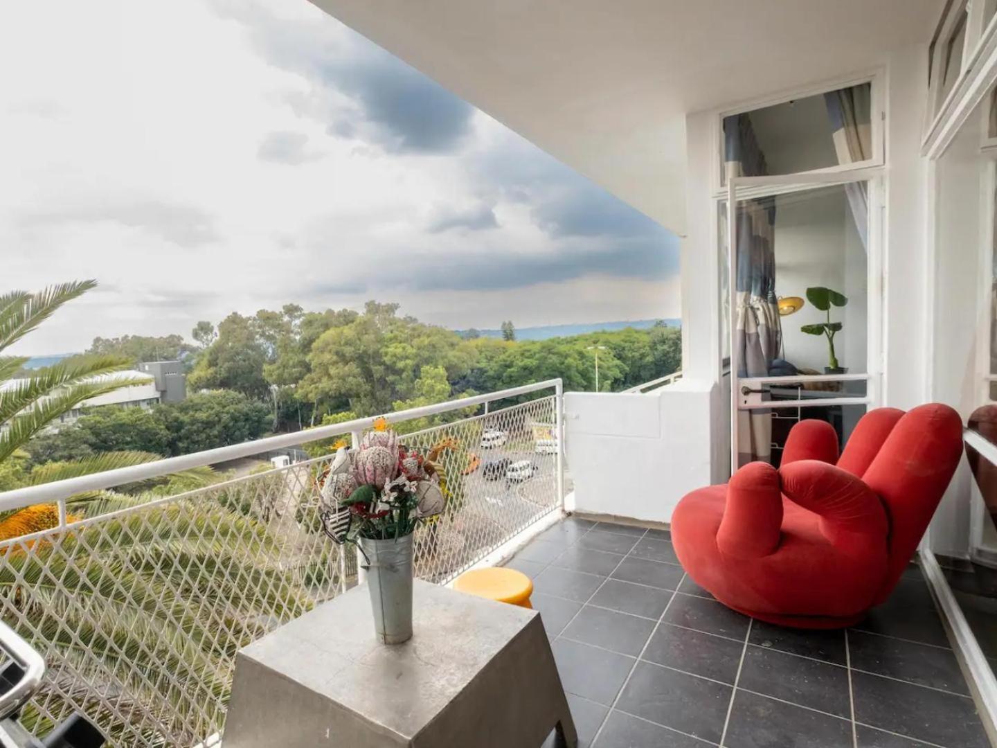 Lovely 3 Bedroom Unit Sandton