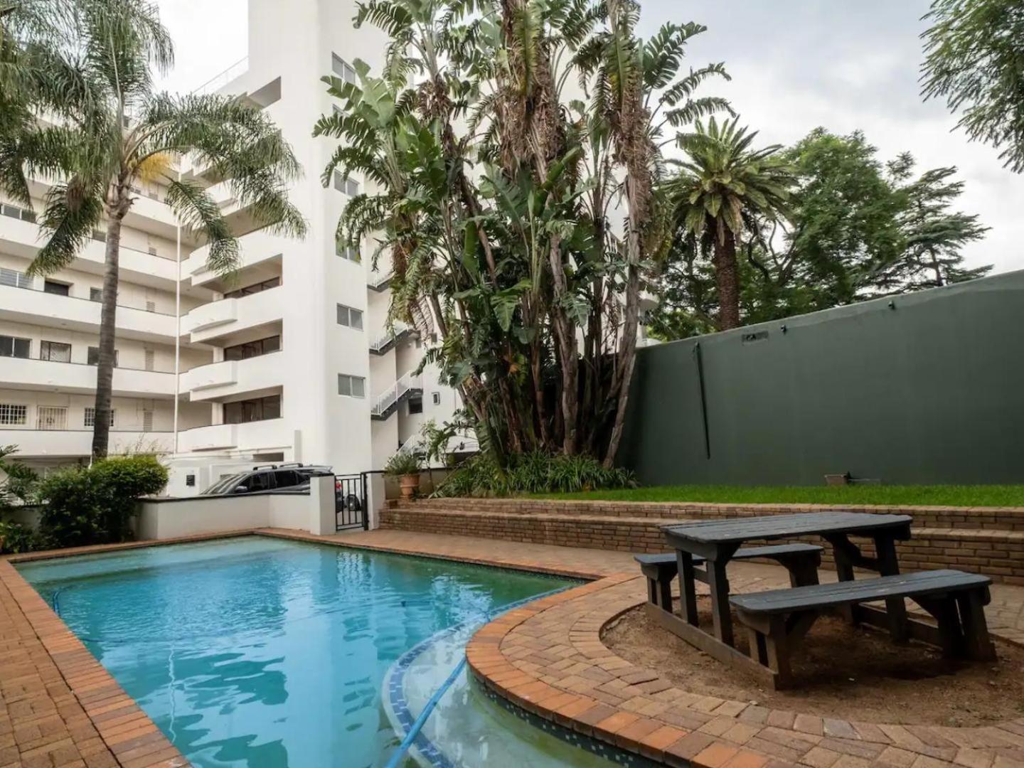 Lovely 3 Bedroom Unit Sandton