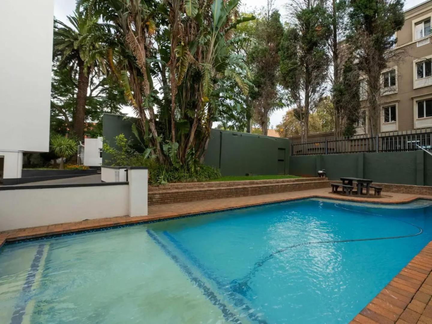 Lovely 3 Bedroom Unit Sandton