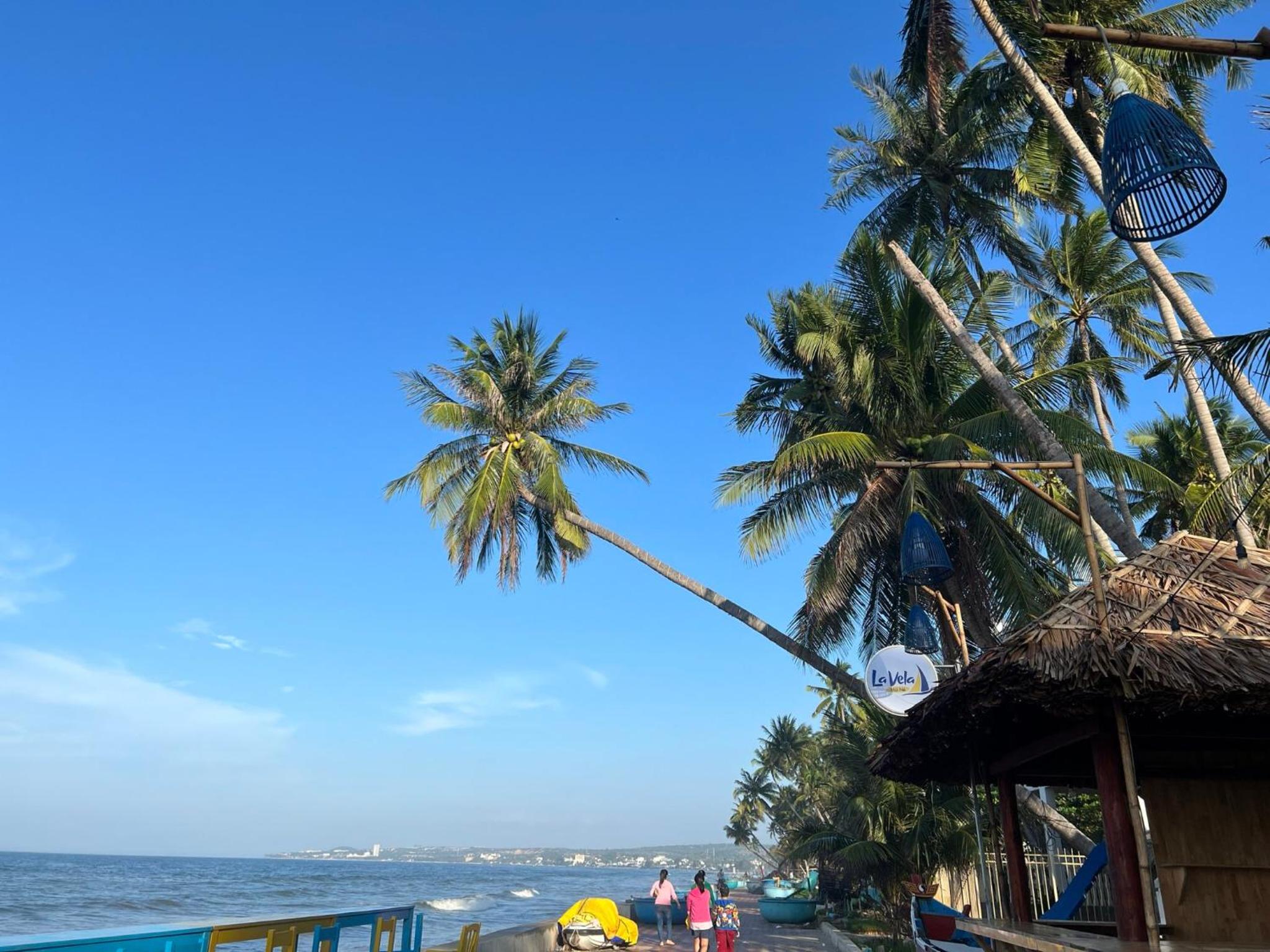 Lavela Italian Guesthouse Mui Ne view 4
