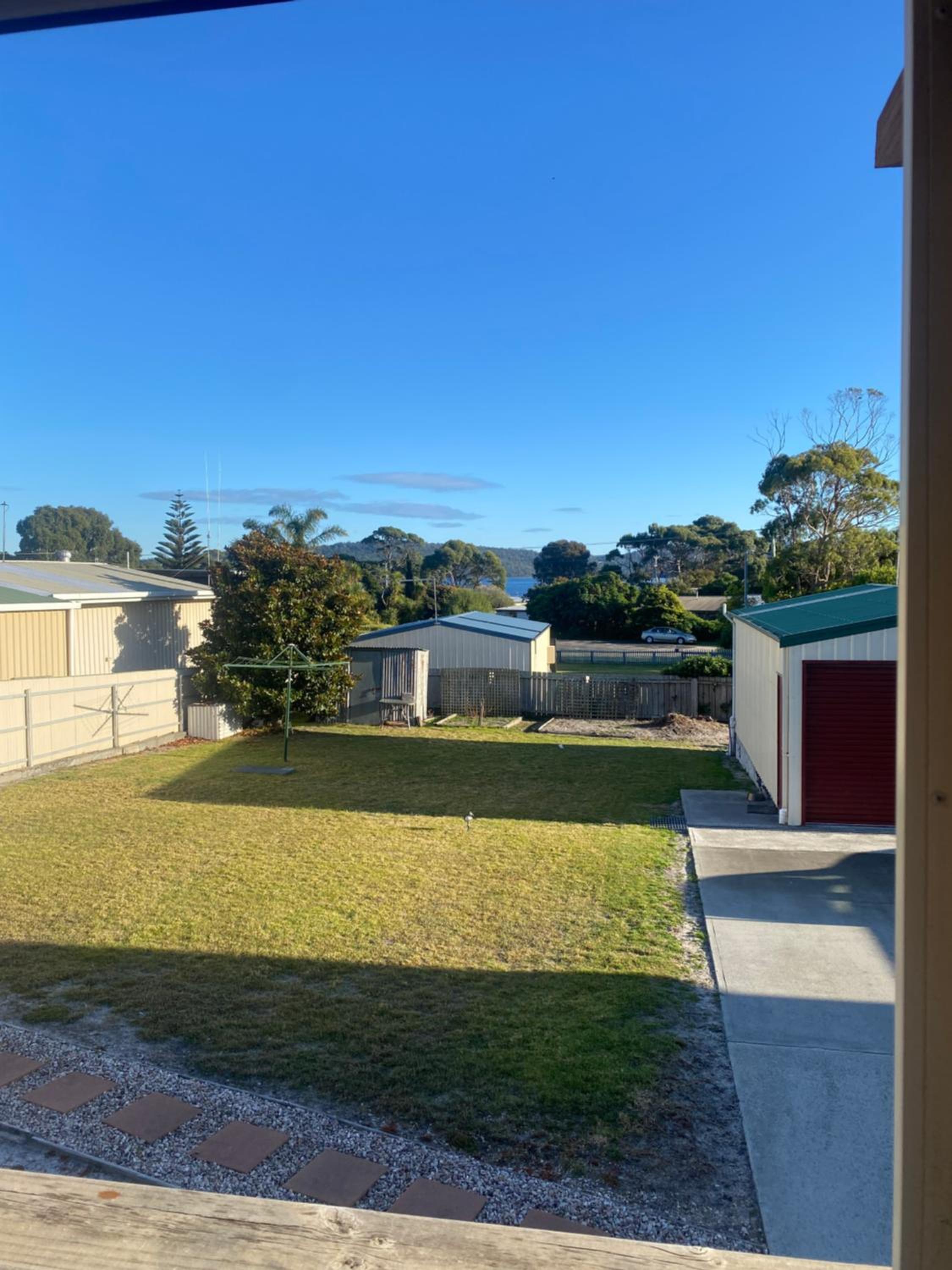 House with bay views - St Helens family escape