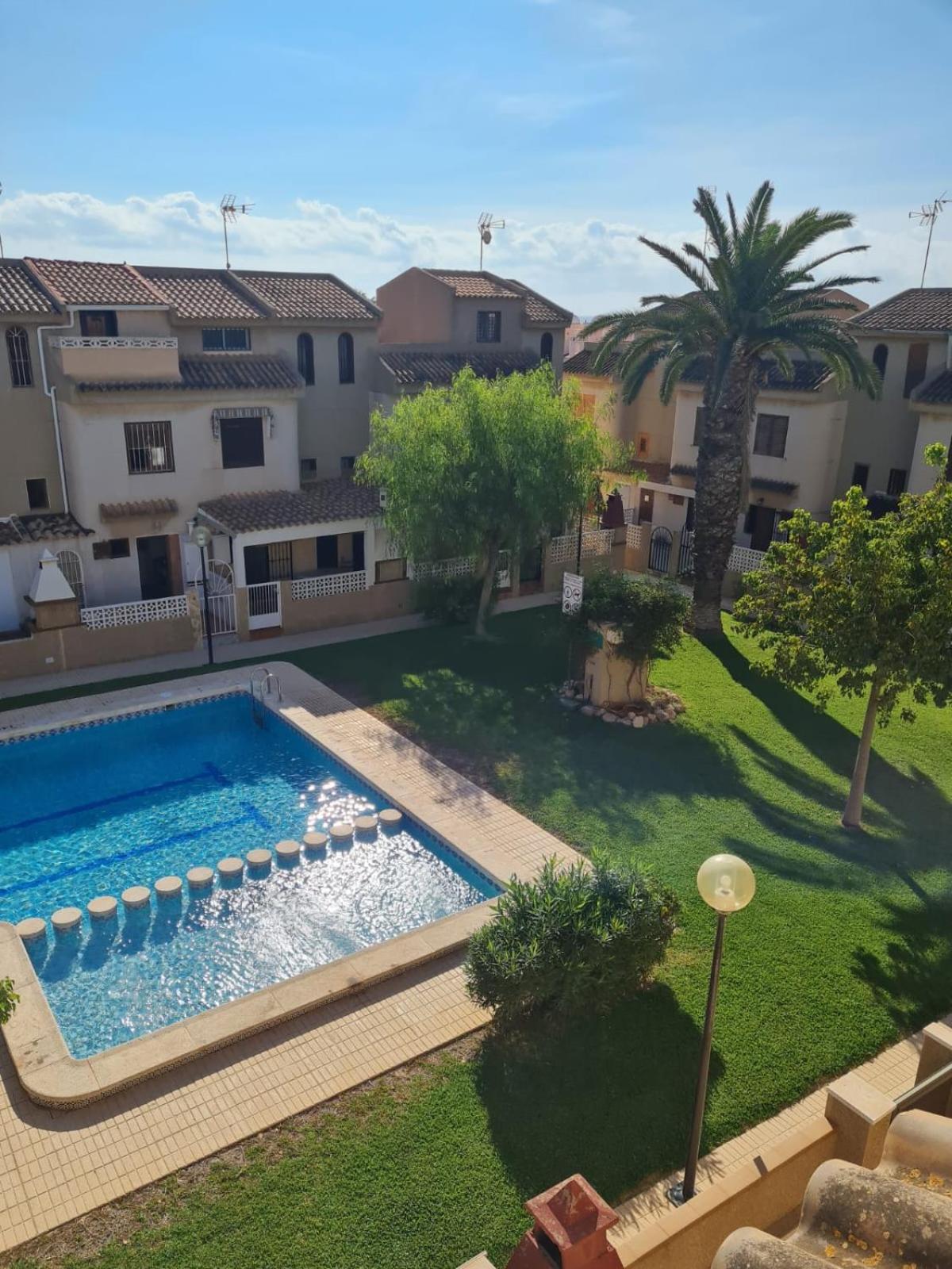 Chalet Adosado Unifamiiar Rocasol Beach Torrevieja