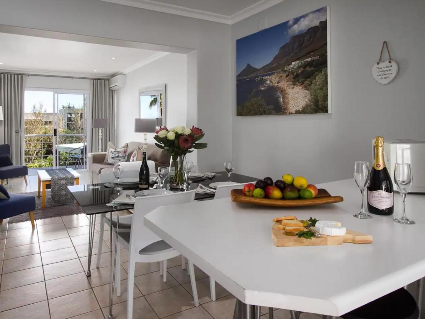 Seaview Camps Bay 5 Sleeper view 2