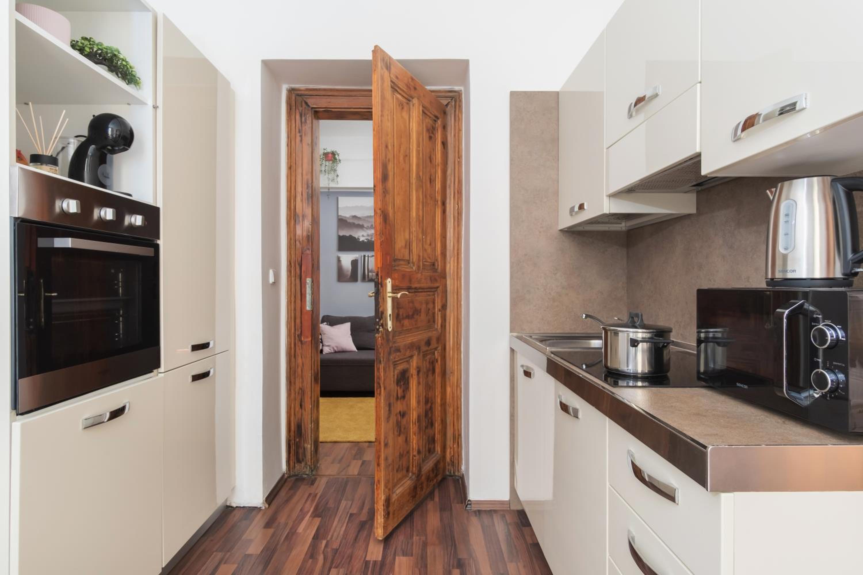 Prague Days - Modern Apartments just 7 min from Wenceslas Square