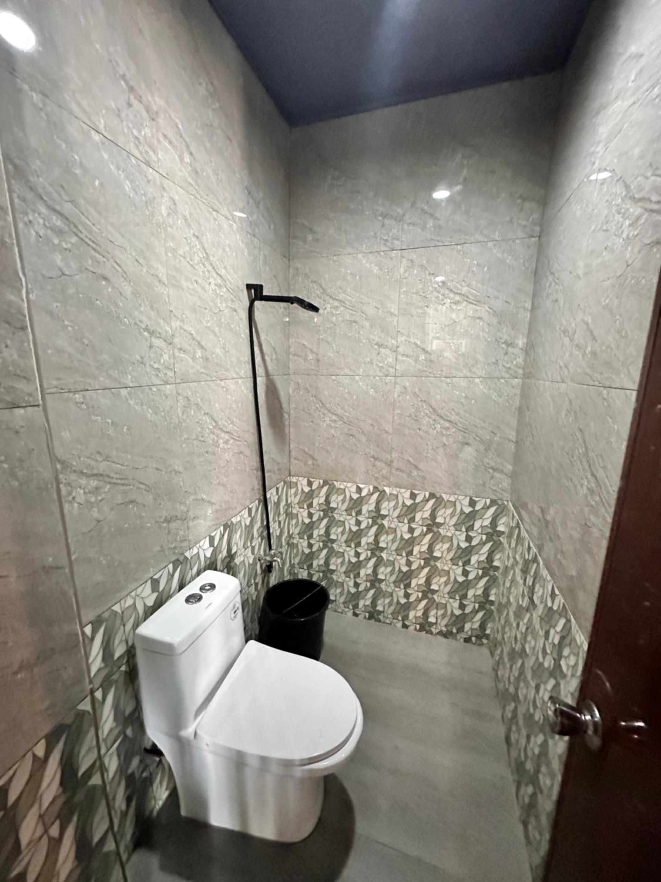 Penthouse style near Bacolod view 5