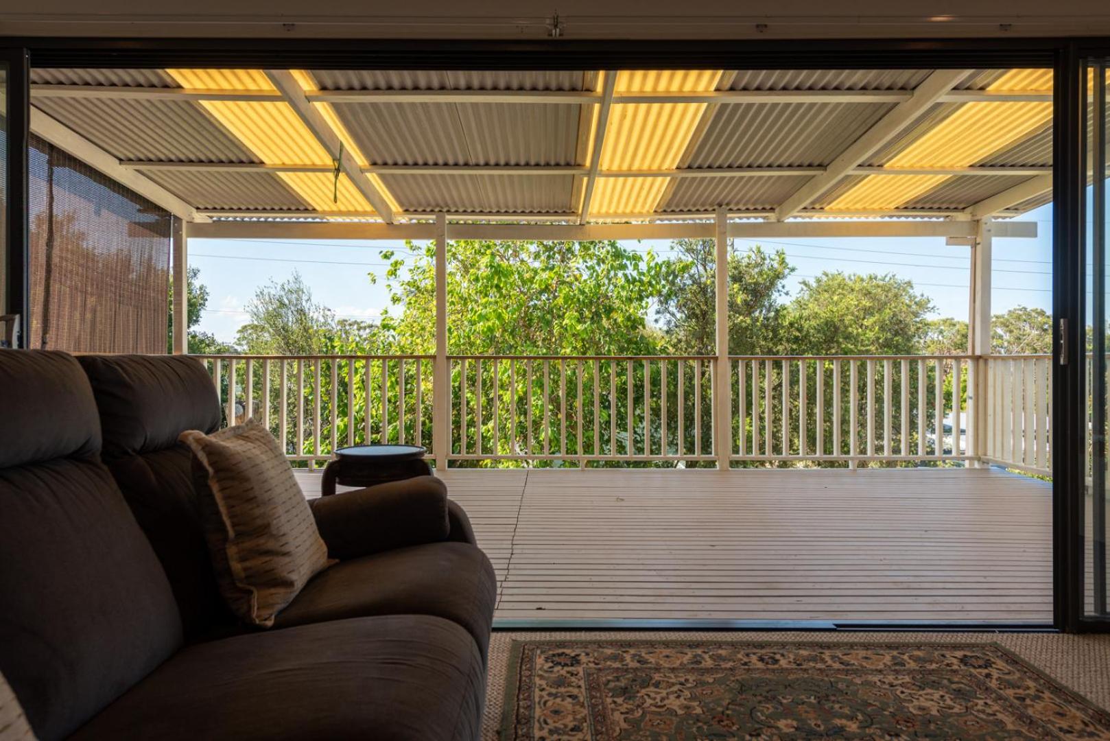 Central Coast-Spacious House 5 minutes drive to beach