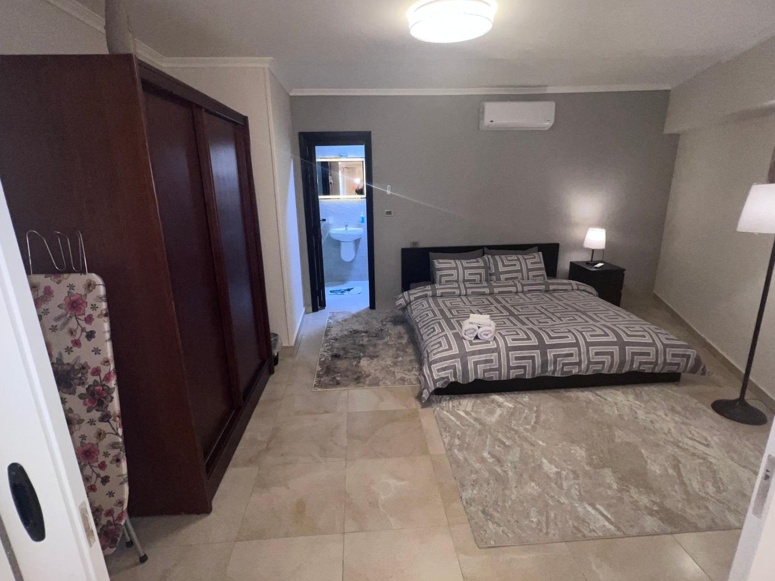 New Cairo Studio in front of garden 8 mall